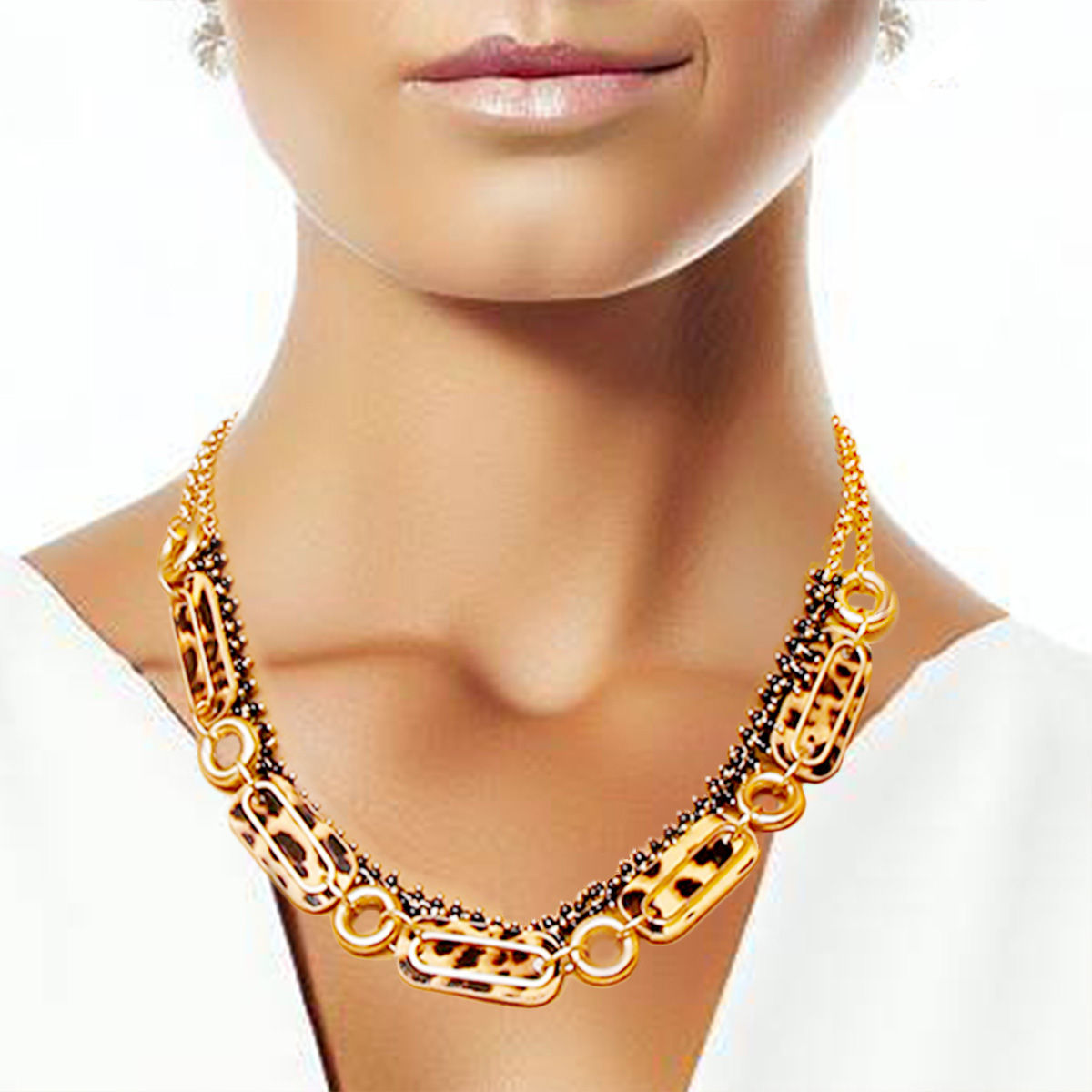 Matte Gold Leopard Link Set